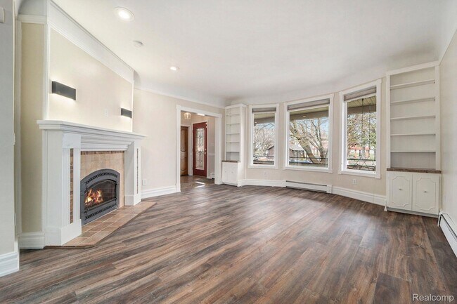 Foto del edificio - 2716 Van Alstyne St