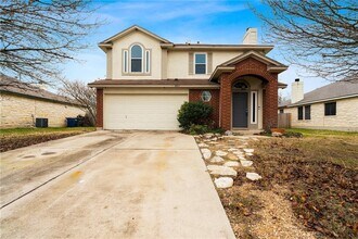 Building Photo - 801 Escondido Dr