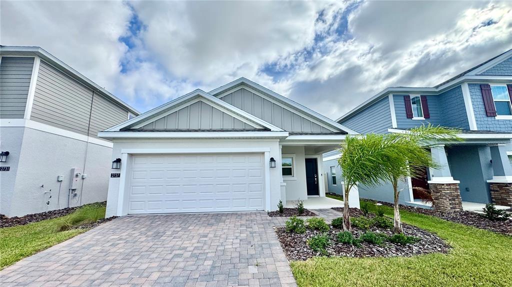 Foto principal - 2737 Armstrong Ave