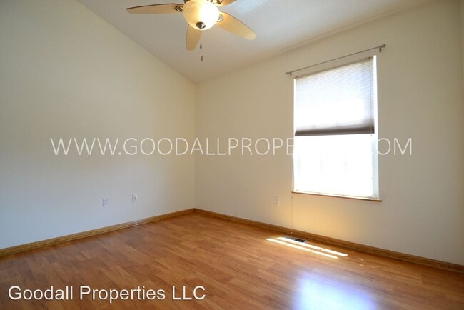 Building Photo - 2 br, 2 bath House - 3023 SW Sharmin Lane