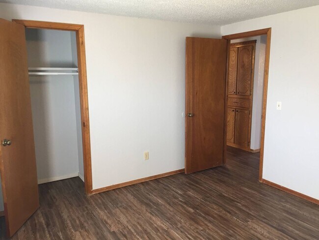 Foto del edificio - 3 Bedroom 2 Bath  Moore