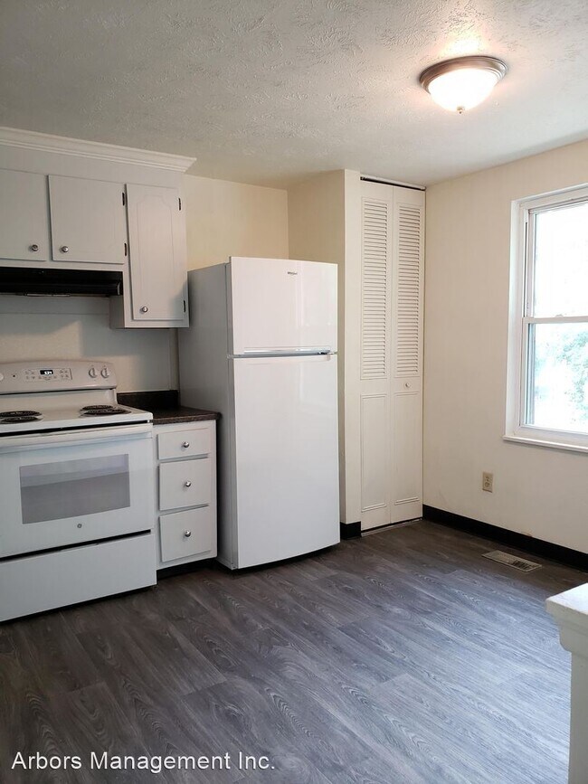 Building Photo - 3 br, 1.5 bath House - 3055 DARA DRIVE