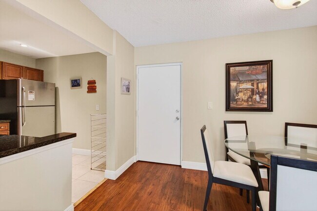 Foto del edificio - 480 NW 20th St