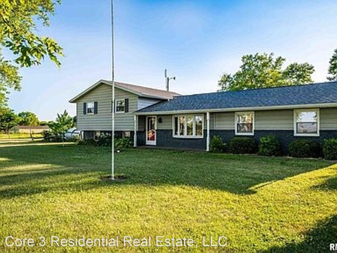 Primary Photo - 3 br, 2 bath House - 411 S Pinkerton Rd