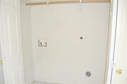 Building Photo - 203 Lydia Dr