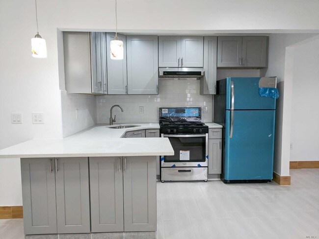 Foto del edificio - 146-48 22nd Ave