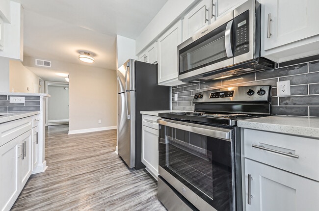 Stainless Steel Equipped Kitchens - Calder Square Apartments