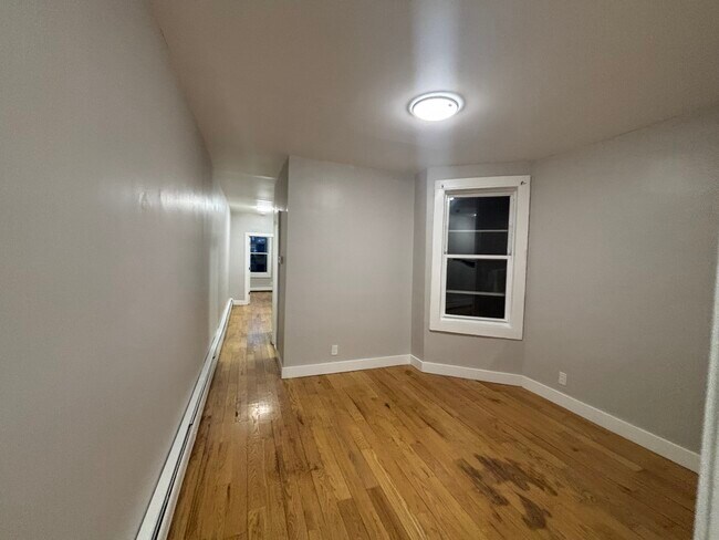 Photo - 220 51st St Apartment