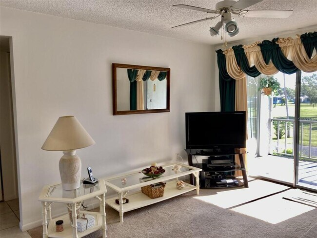 Foto del edificio - 4703 1st Ave Ct W