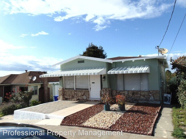 Foto del edificio - 2 br, 1 bath House - 5515 Van Fleet Avenue