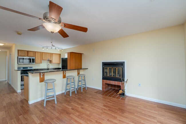 Foto del edificio - 35 Andrew Pl