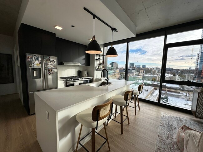 Foto del edificio - 225 N Elizabeth St