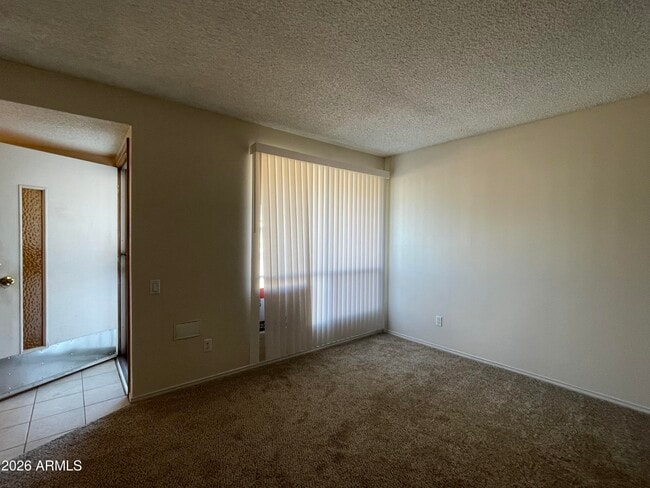 Building Photo - 3109 W Augusta Ave