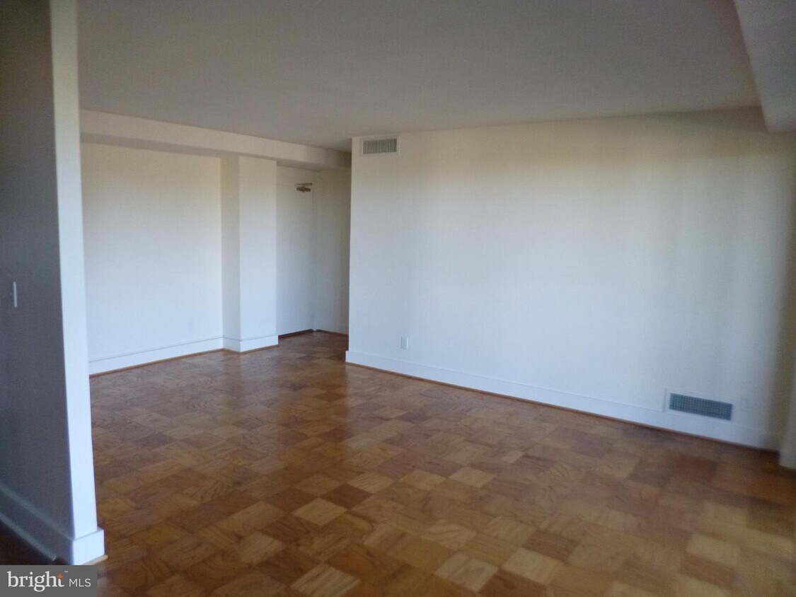 4410 Oglethorpe St Unit 206, Hyattsville, MD 20781 Room for Rent in