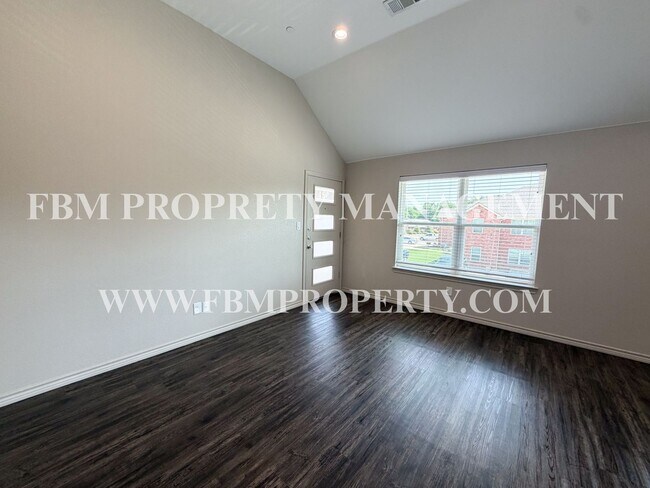 Foto del edificio - 1203 N Clay St