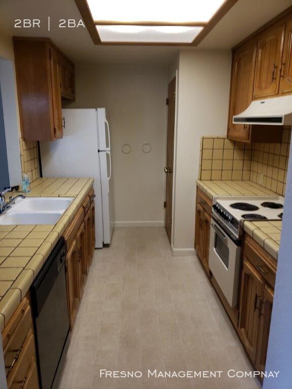 Foto del edificio - 4599 N Emerson Ave