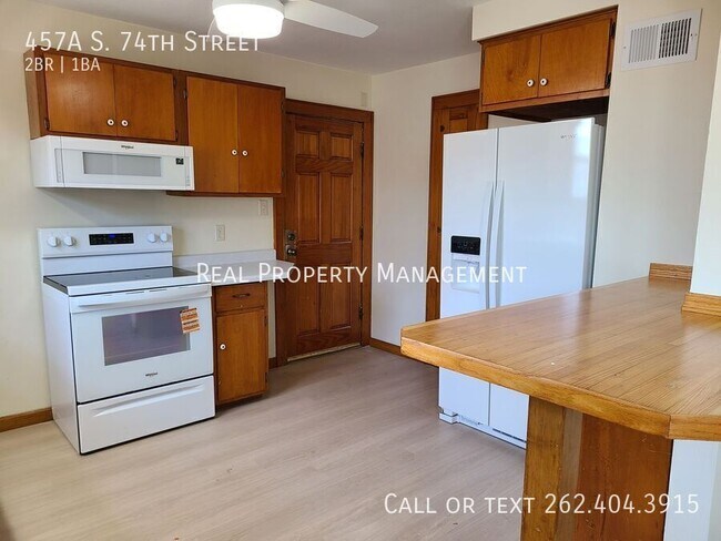 Building Photo - 457A S. 74th Street-