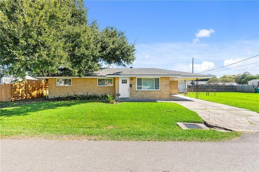 Primary Photo - 542 Marino Dr