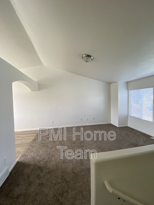 Building Photo - 1639 W 600 N