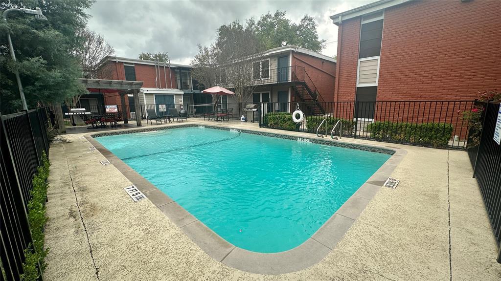 5426 Menchaca Rd Unit 121, Austin, TX 78745 Room for Rent in Austin