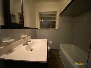 Foto del edificio - 1512 E Barton Ave