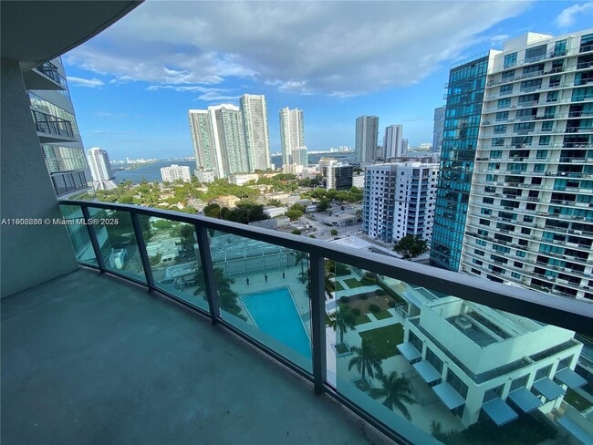 Foto del edificio - 3301 NE 1st Ave