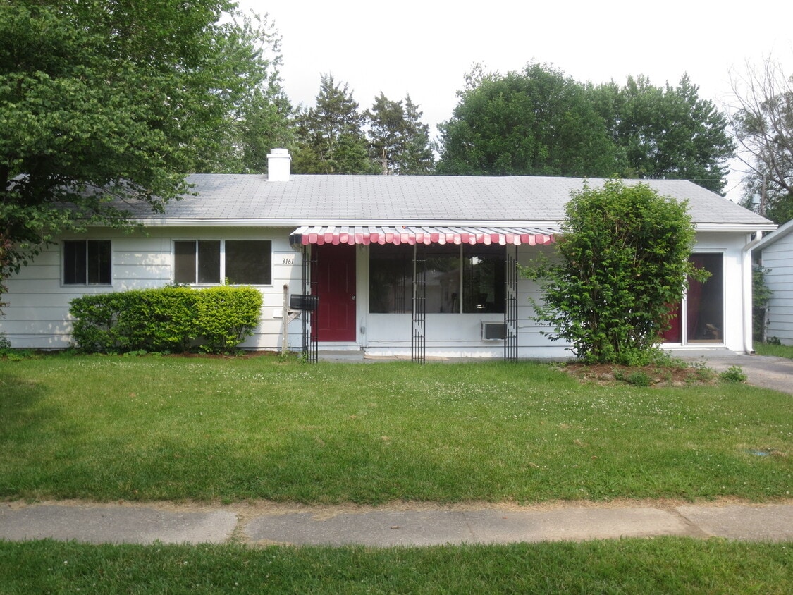 Eagledale - 4 bedroom home. - Eagledale - 4 bedroom home.