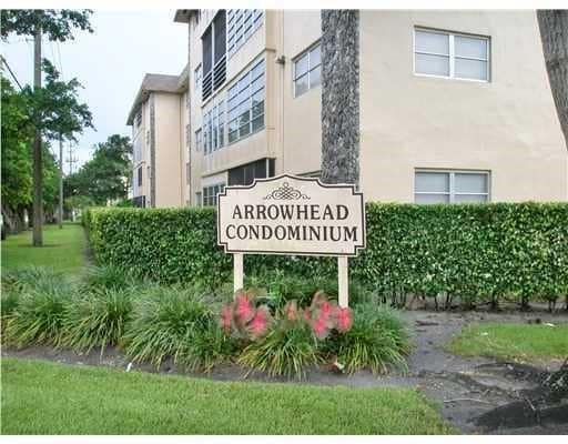 Building Photo - 8141 SW 24th Ct