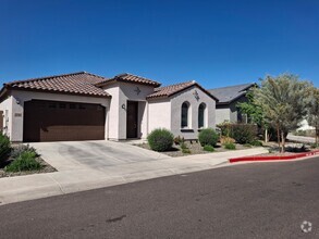 Building Photo - 1536 W Corral Rd