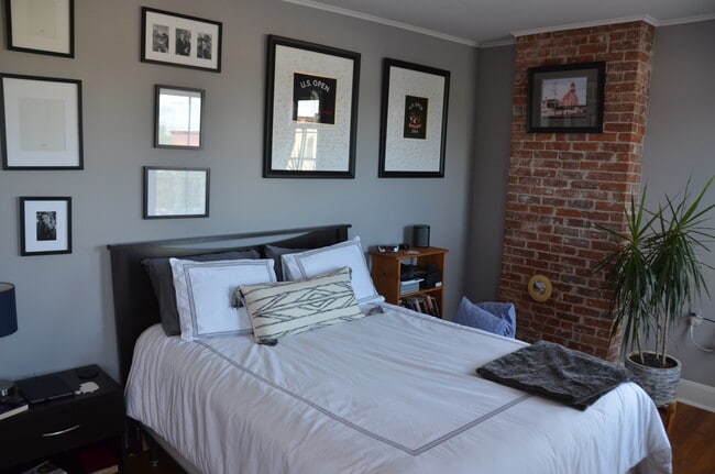 bedroom - 1 Waverly Pl