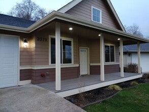 Building Photo - 2079 Calico Loop