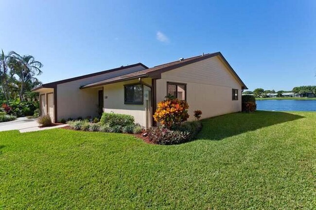 Foto del edificio - 39 Mayfair Ln