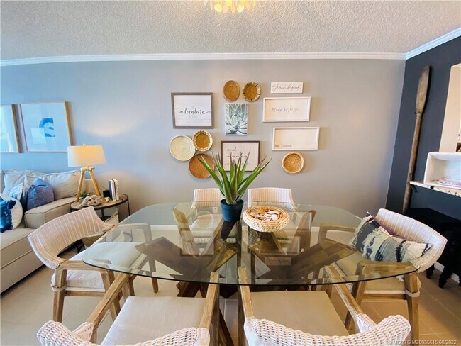 Foto del edificio - 7380 S Ocean Dr