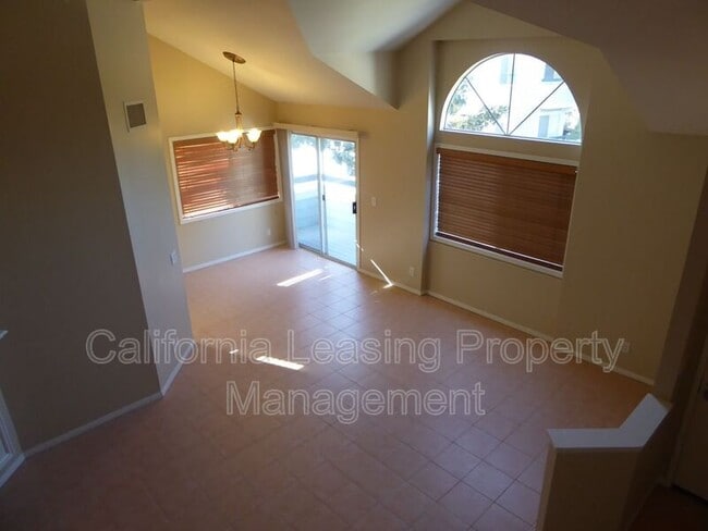 Building Photo - 20309 Rue Crevier