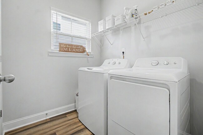 Foto del edificio - 1309 Grayson Ave