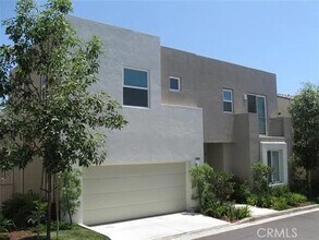 Building Photo - 5698 Como Cir