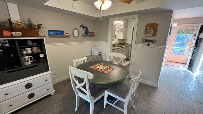 Foto del edificio - 209 Miracle Strip Pkwy