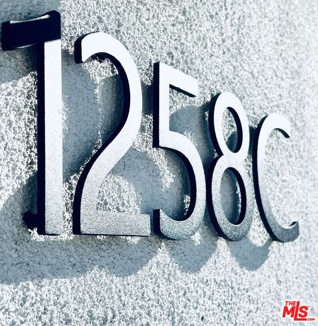 Foto del edificio - 1258 Mariposa St