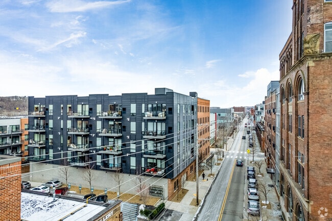 Building Photo - Smallman Place