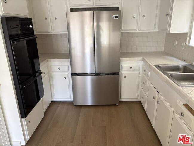 Foto del edificio - 2300 Grand Canal