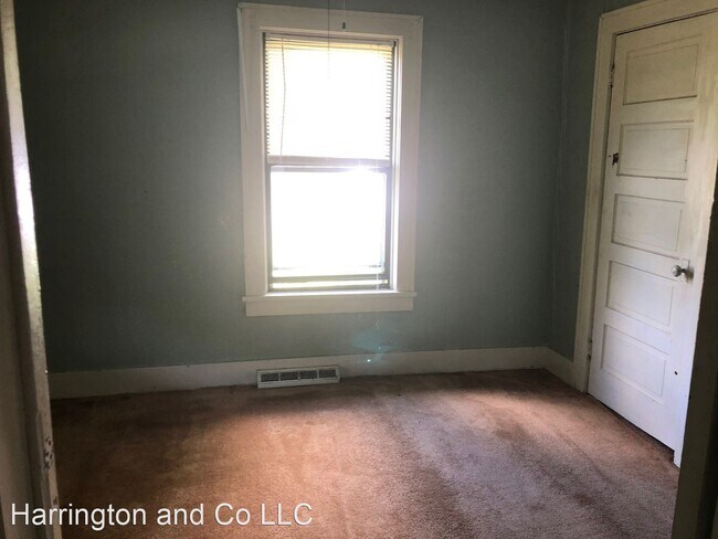 Building Photo - 3 br, 1 bath House - 700 Chestnut Street