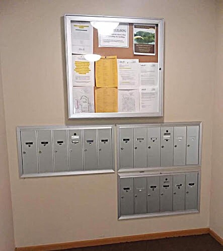 Entry Mailboxes - 430 Cunat Blvd