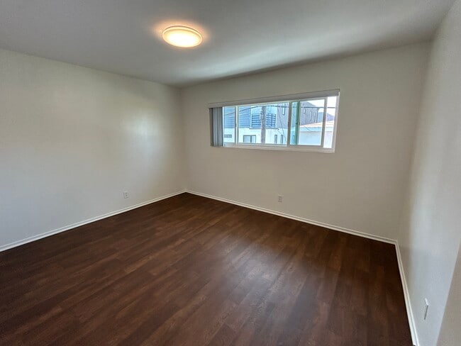 Building Photo - 1839-1841 Colby Ave