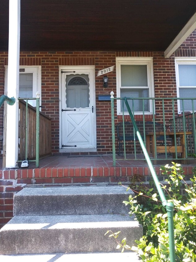 Primary Photo - Griffis Avenue