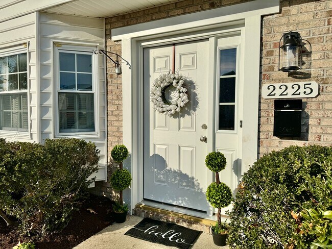 Building Photo - COMPLETELY UPGRADED & READY 01-12-24!! 3-B...