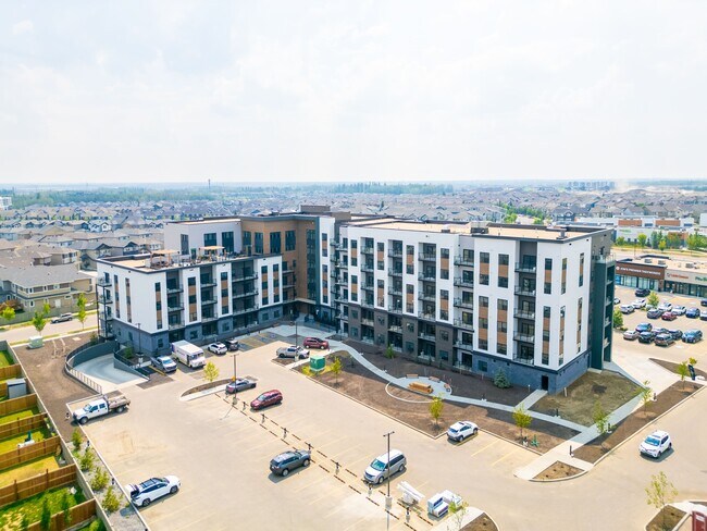 Photo du bâtiment - Vista Apartments at Edgemont