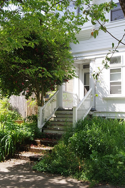 Building Photo - 1621 SE Pine St