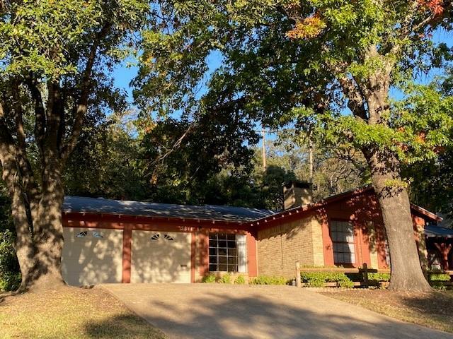 Primary Photo - 5811 Highland Hills Dr