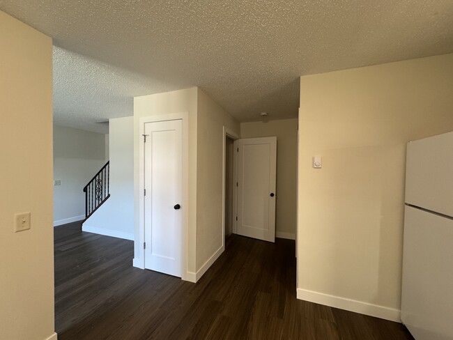 Building Photo - 4513 Kappus Dr