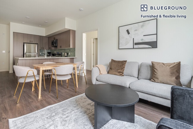 Foto del edificio - 100 Callan Ave